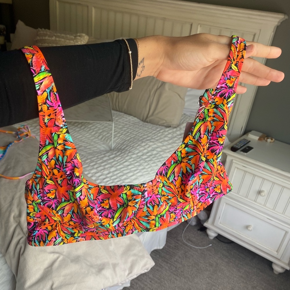 Bright underwire bikini top SOLD